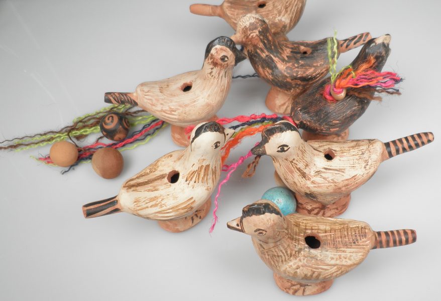 Bird-shaped water whistles 