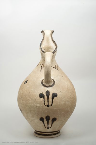 Breasted jug I Akrotiri (Thera)