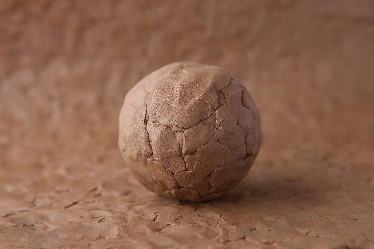 Attic Clay: Origins and Characteristics of Ancient Ceramics