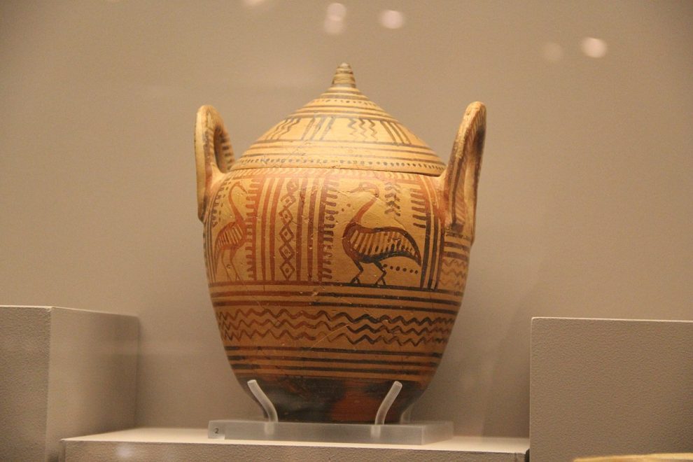 Ancient Greek Art Gallery, Museum of Cycladic Art, Athens, Greece. Complete indexed photo collection at WorldHistoryPics.com.