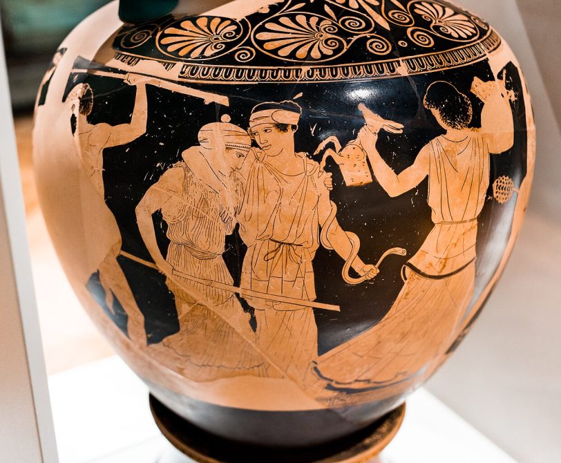Attic red-figure pointed amphora attributed to the Achilles painter (ca. 450–445 BC), showing Dionysos with satyrs and maenads (wild thiasos), BnF Cabinet des Médailles (inv. 357). 