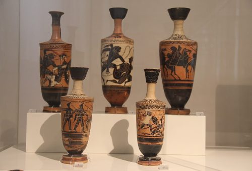 Key Features of Greek vs Roman Art You Should Know