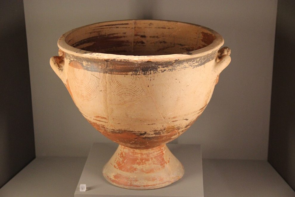 Ancient Greece Protogeometric pottery vessel with geometric decoration, Museum of Cycladic Art, Athens.