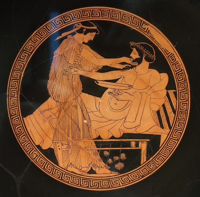 Attic red-figure kylix with an ancient Greek symposium scene in the tondo, attributed to Makron, Museum of Fine Arts Boston.